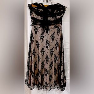 🖤💖 XOXO Collection Lace Skirt Size 3 - Small